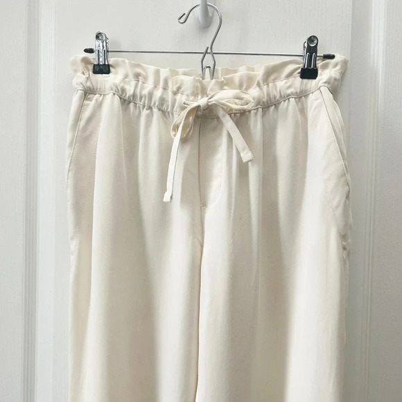 Banana Republic Paperbag Waist Tencel Joggers Relaxed Fit Pants Ivory Size XS - Picture 5 of 14